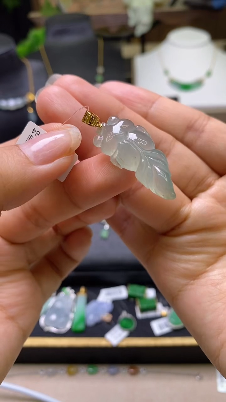 【闪购商品】翡翠颈饰18K金镶嵌净货4374