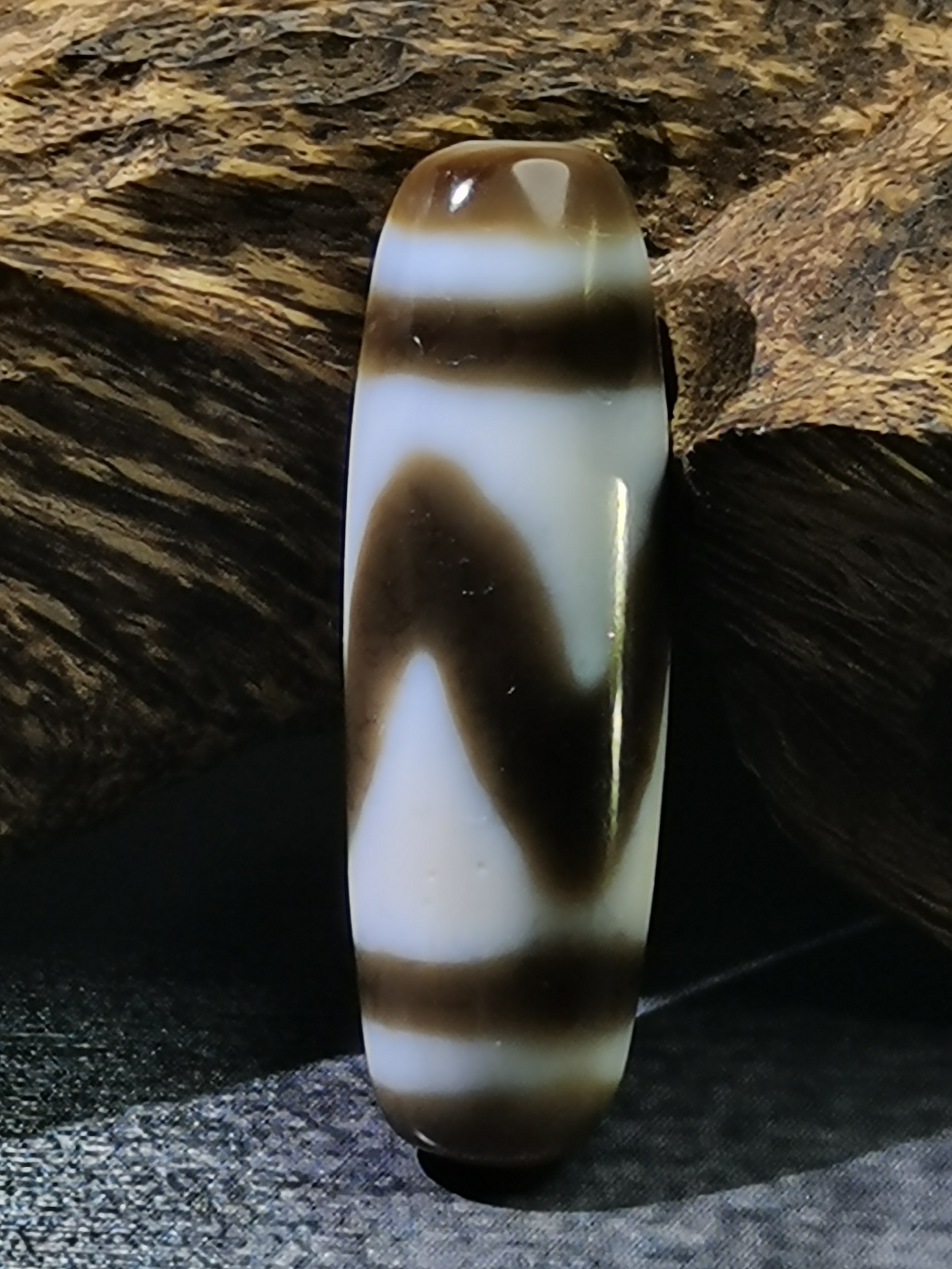 经典大双线萌萌真品虫虫系列九眼石页岩玛瑙玉髓肉细腻厚实可编绳