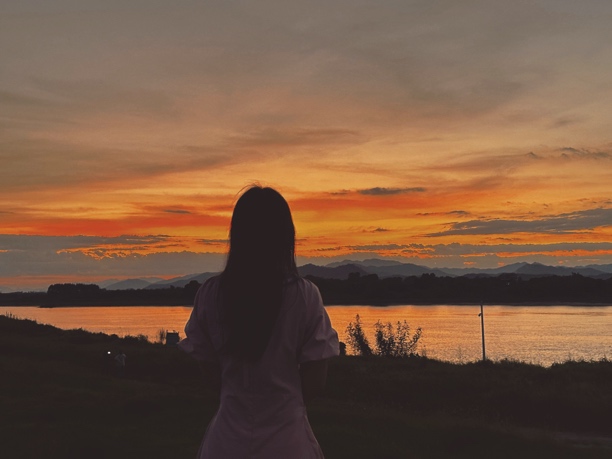 运动紧身上衣啥的2件2件