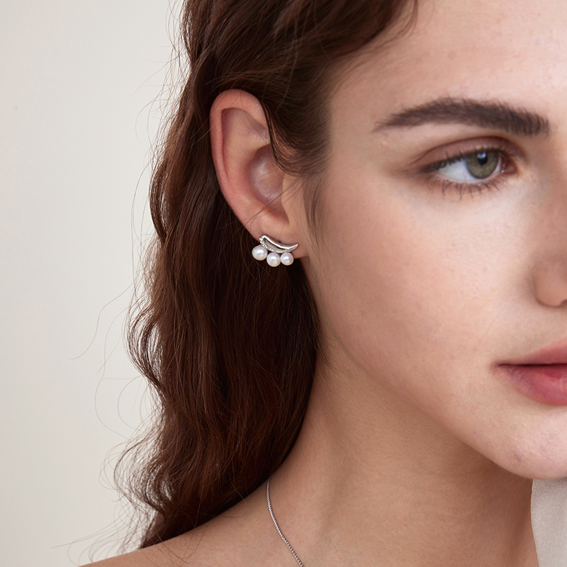 ARSIS微笑小耳钉轻奢时尚个性ins冷淡风饰品小众气质七夕礼物少女