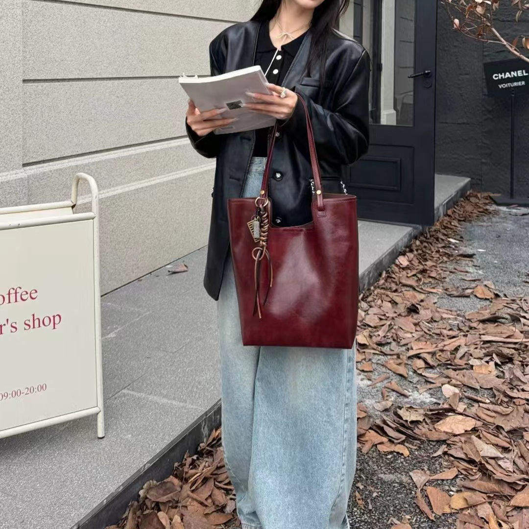 2024秋冬新款慵懒风气质女包时尚休闲百搭手提包简约质感托特包