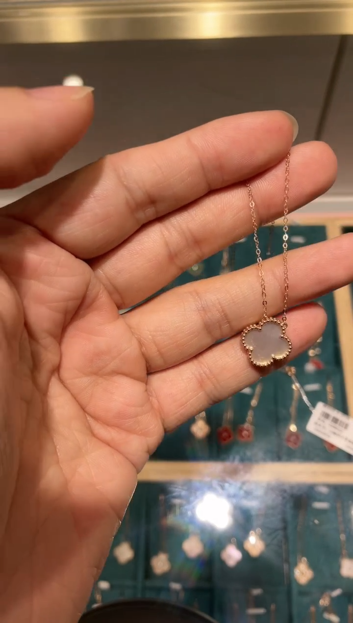 【闪购商品】贝壳（贝母）套链18K金镶嵌白色花花套链