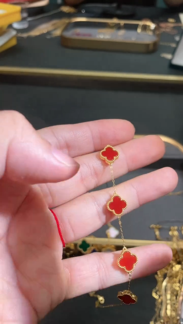 【闪购商品】玛瑙/玉髓手链18K金镶嵌卡15mm红色五花手链