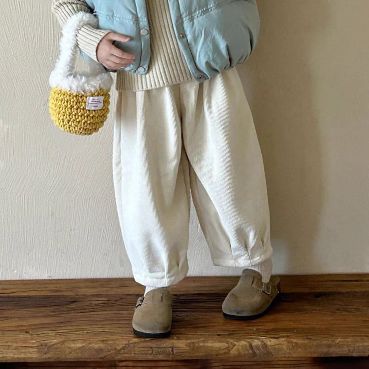 女童灯芯绒裤子加绒加厚秋冬2024新款洋气时髦冬装儿童冬季休闲裤
