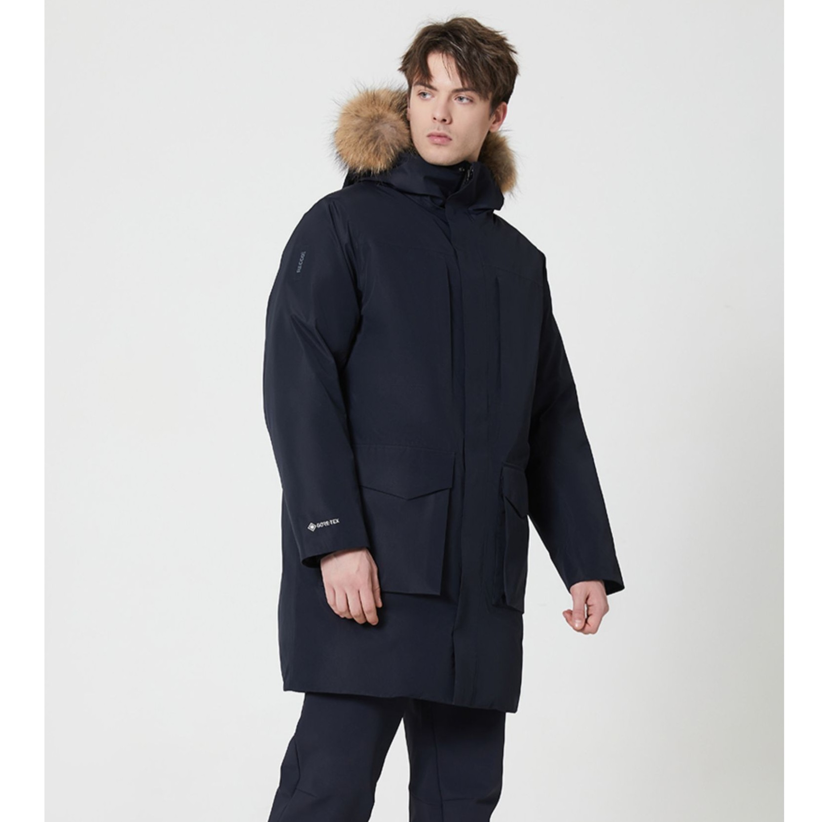 X-BIONIC 泰坦硬壳大衣男子保暖羽绒服GORE-TEX 拒水保暖连帽