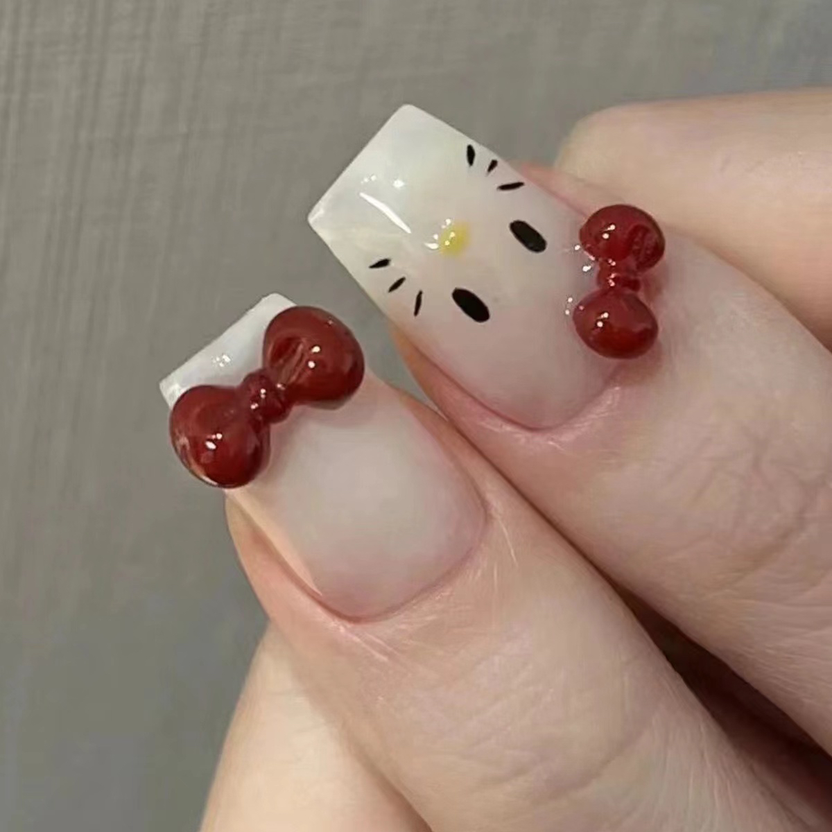 爆款黑皮Kitty系列美甲蝴蝶结树脂饰品夏日甜美小领结指甲配饰