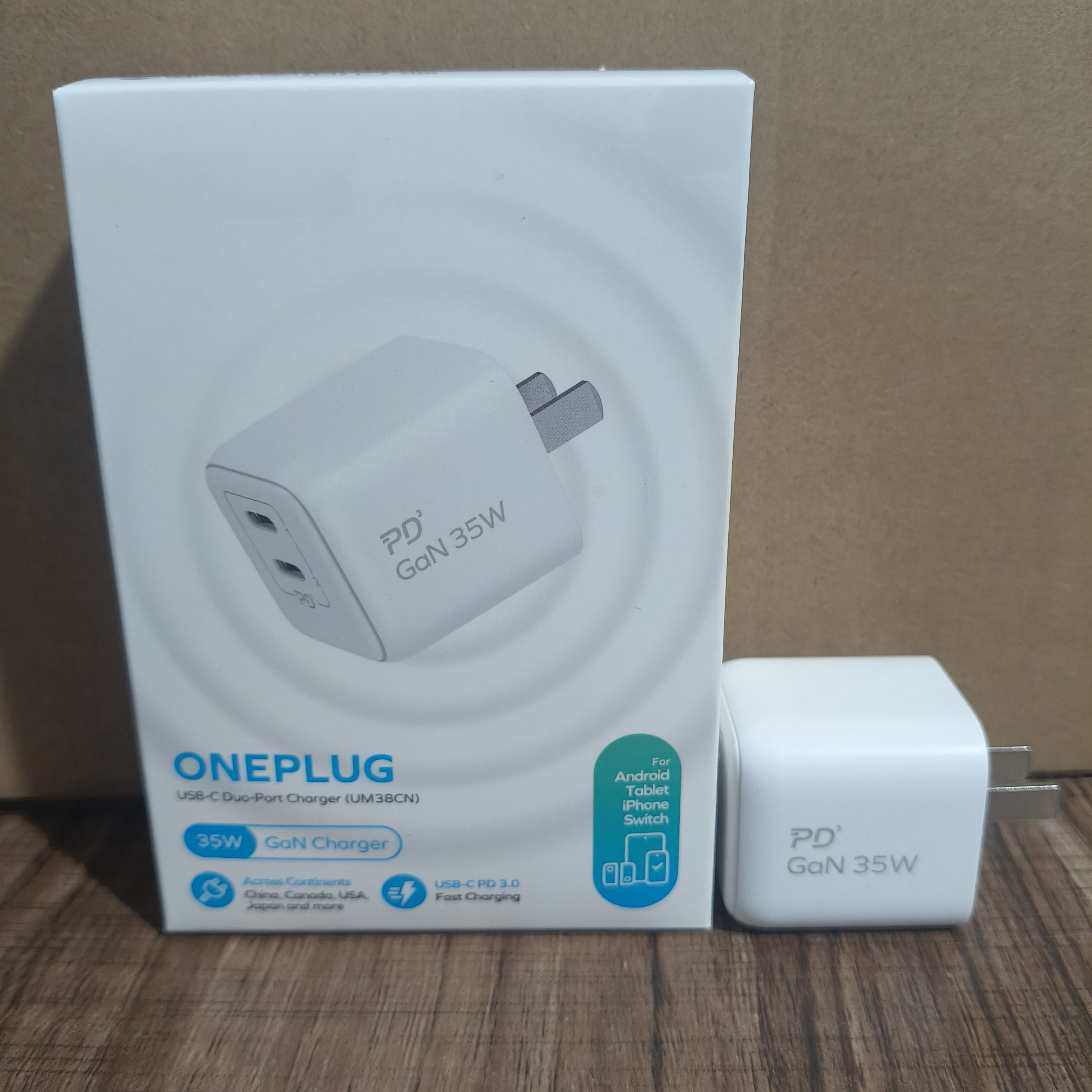 高品质     双Type-c口充电头