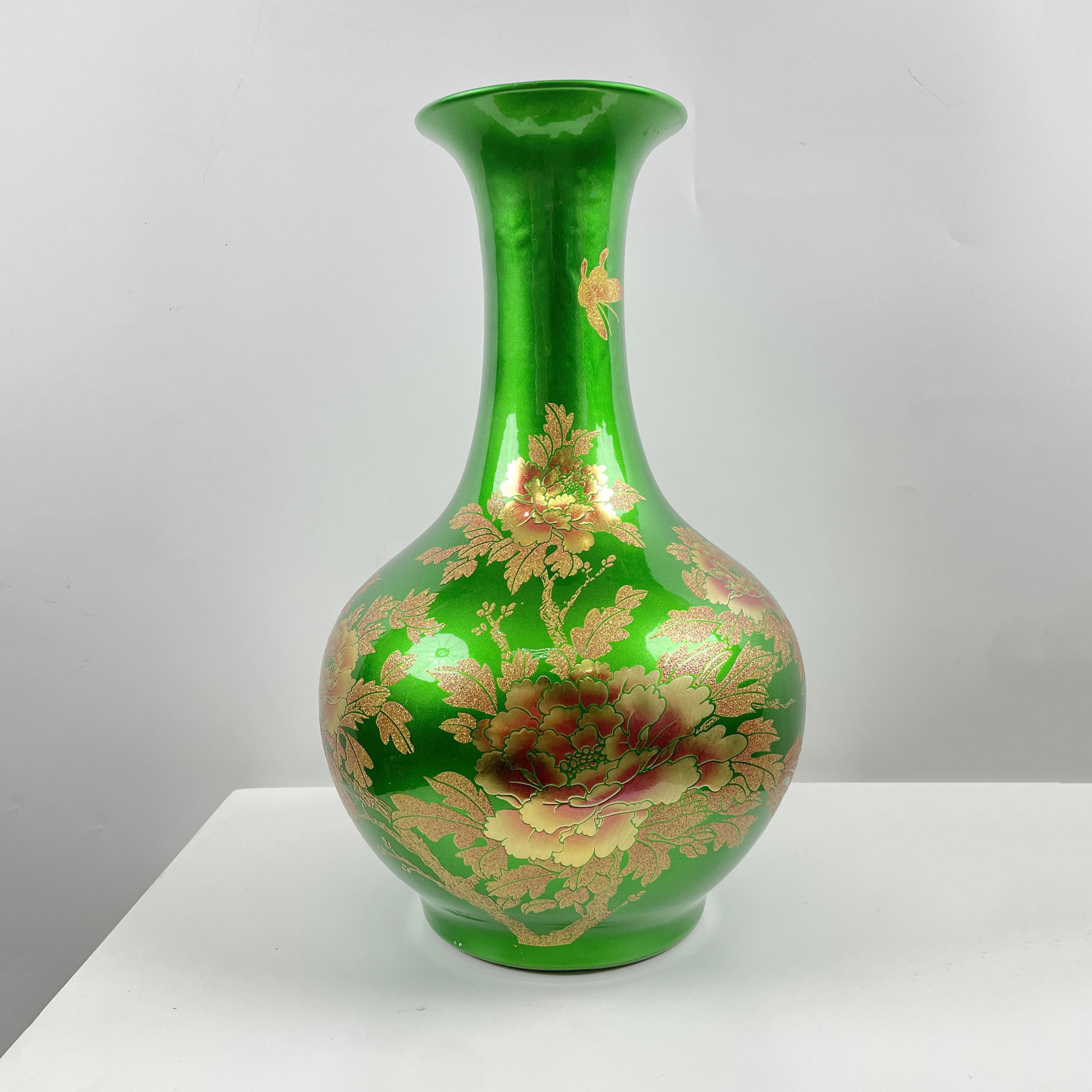 绿色牡丹赏瓶景德镇仿古插花花器博古架摆件