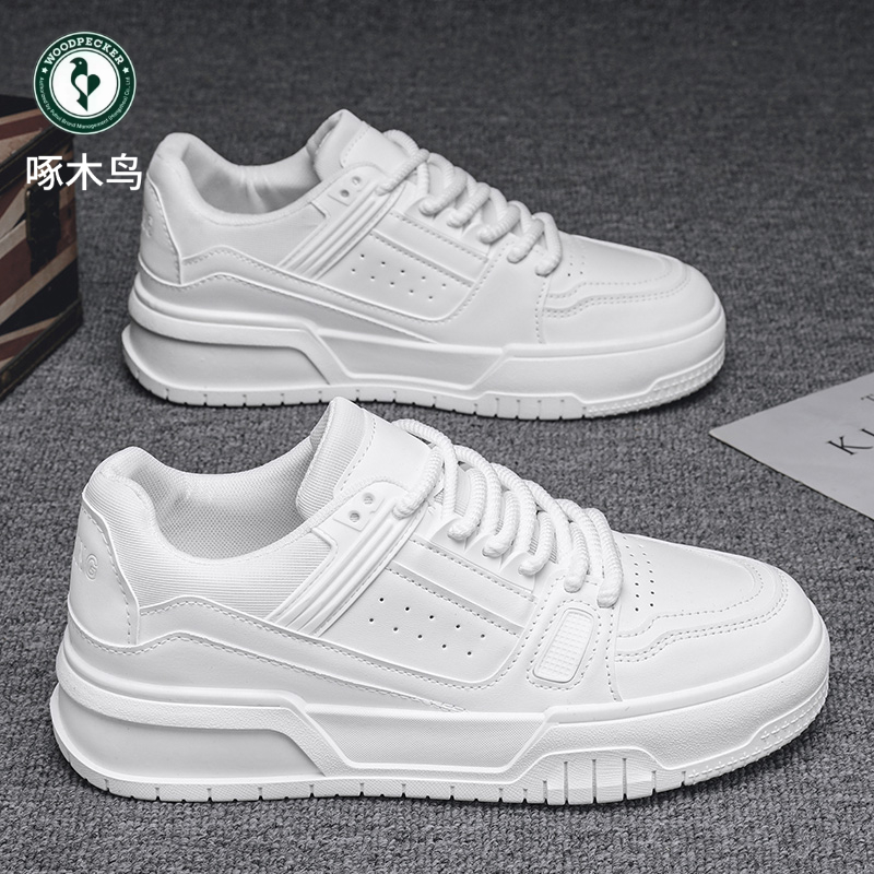 啄木鸟男鞋春季小众设计百搭休闲纯黑色板鞋青少年厚底增高面包鞋