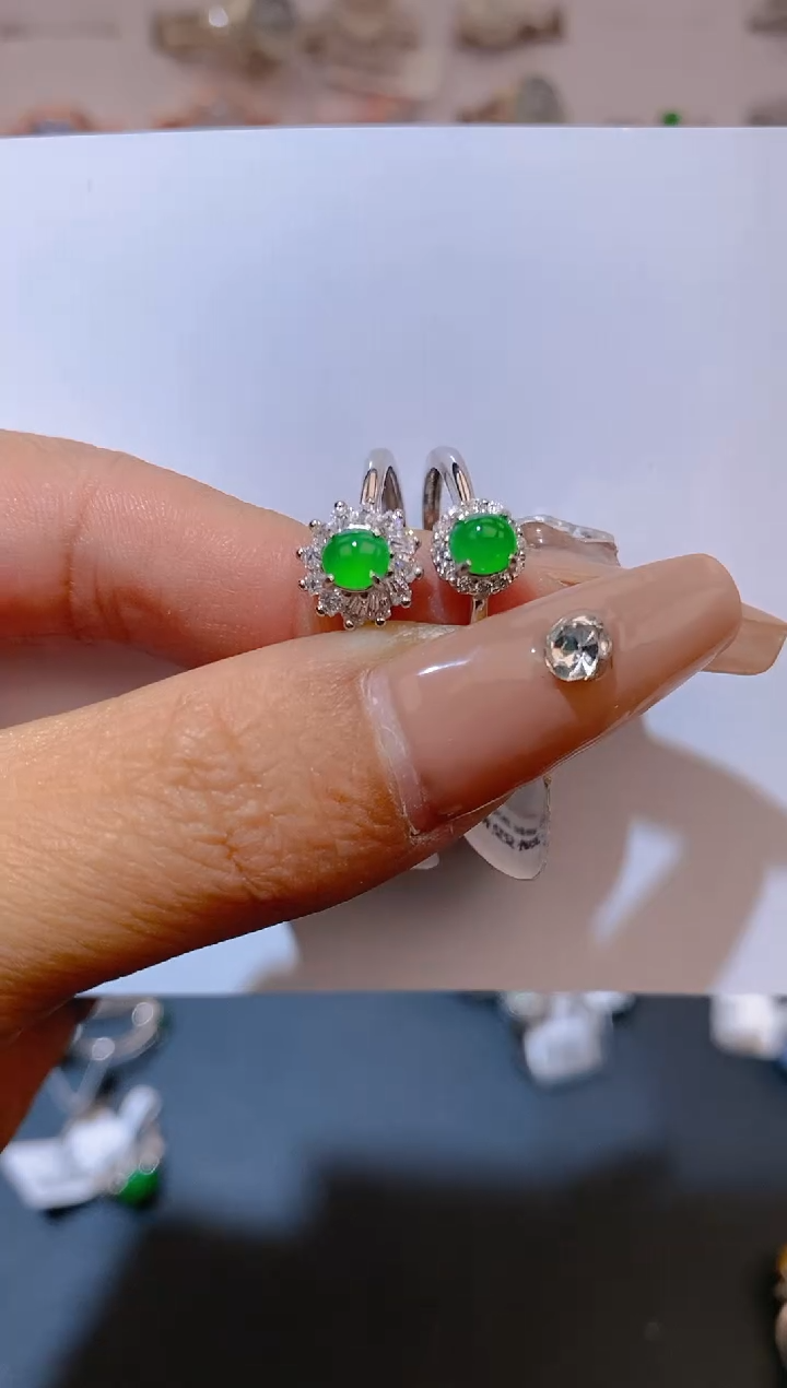 【闪购商品】翡翠戒指银S925镶嵌184384