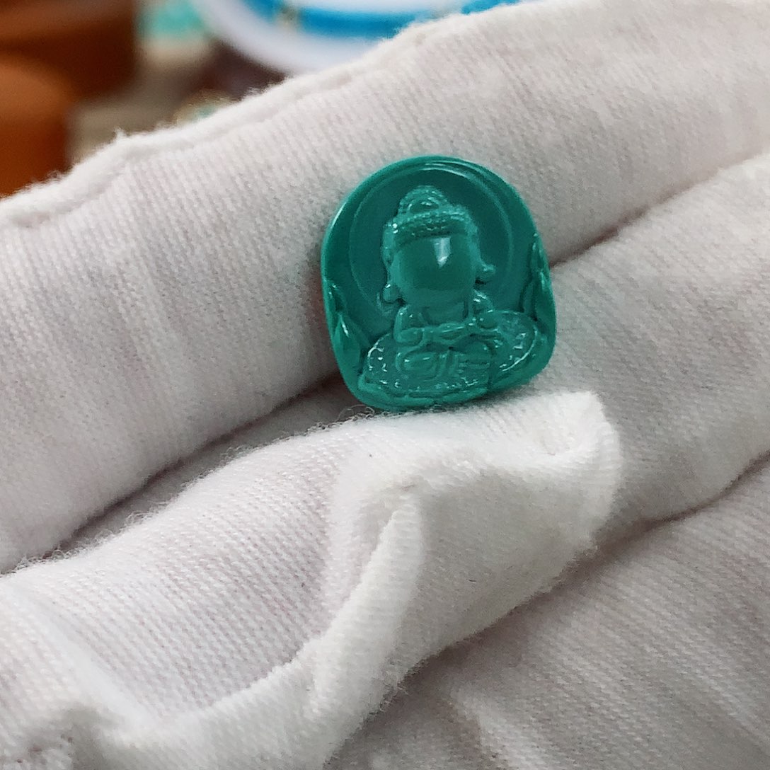 绿松石配饰未镶嵌