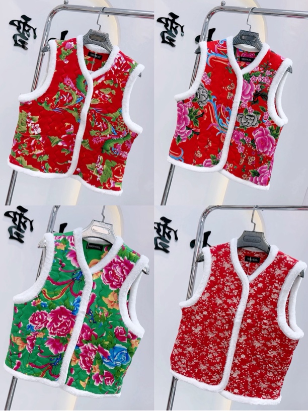 2025冬季新款小版拉链马甲