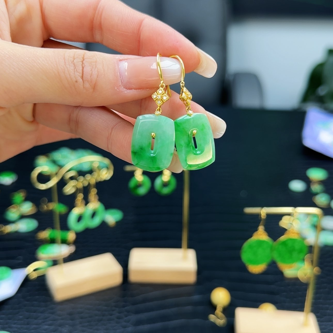 【闪购商品】翡翠耳饰18K金镶嵌