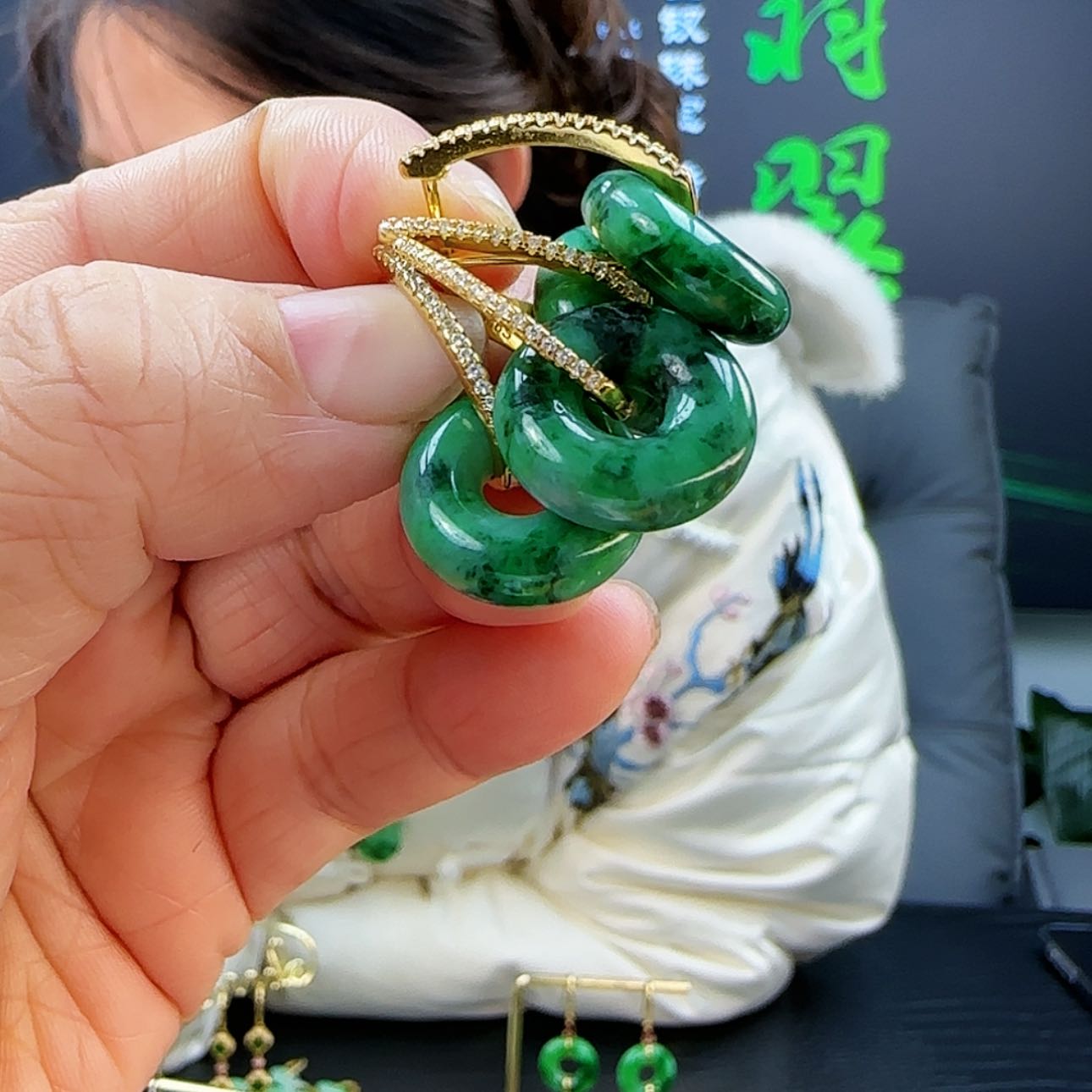 【闪购商品】翡翠耳饰银S925镶嵌多样性发货 发其一