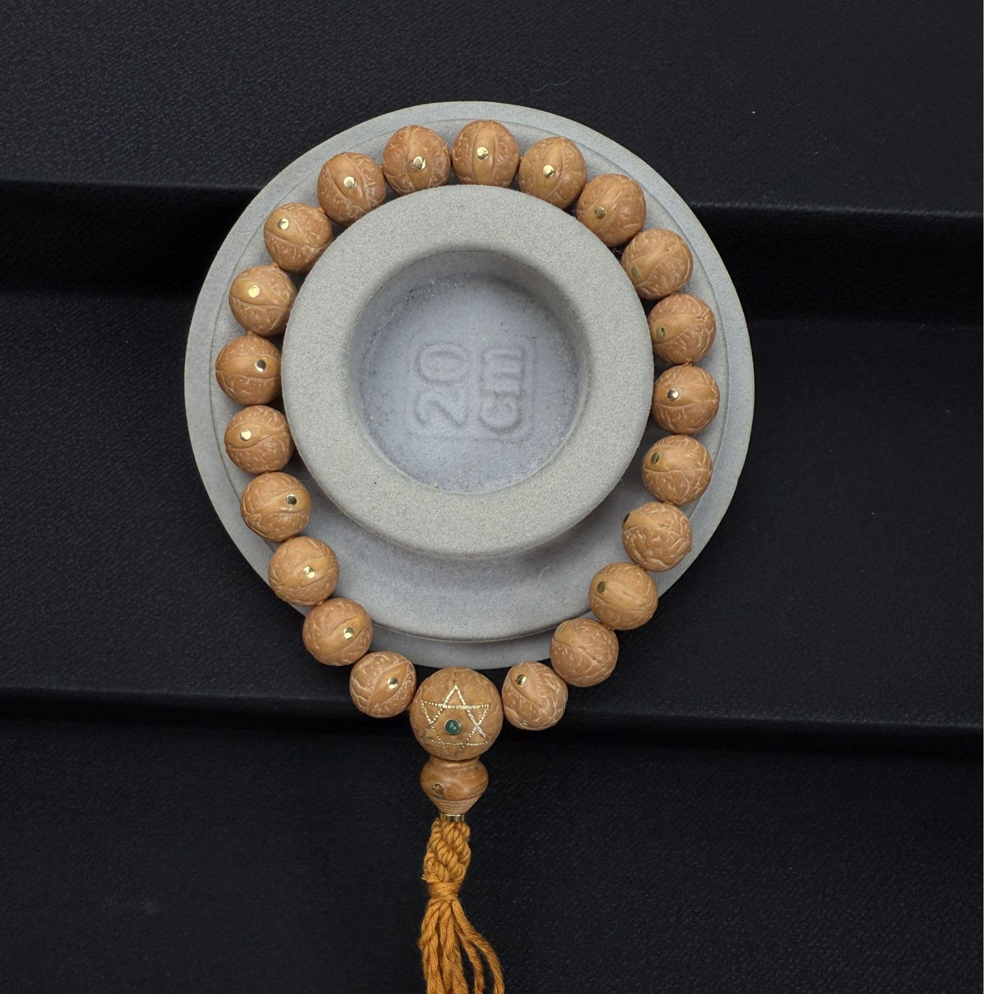 尼泊尔凤眼菩提12MM镶嵌铜钉单圈凤眼菩提手串精挑精卡原皮原色