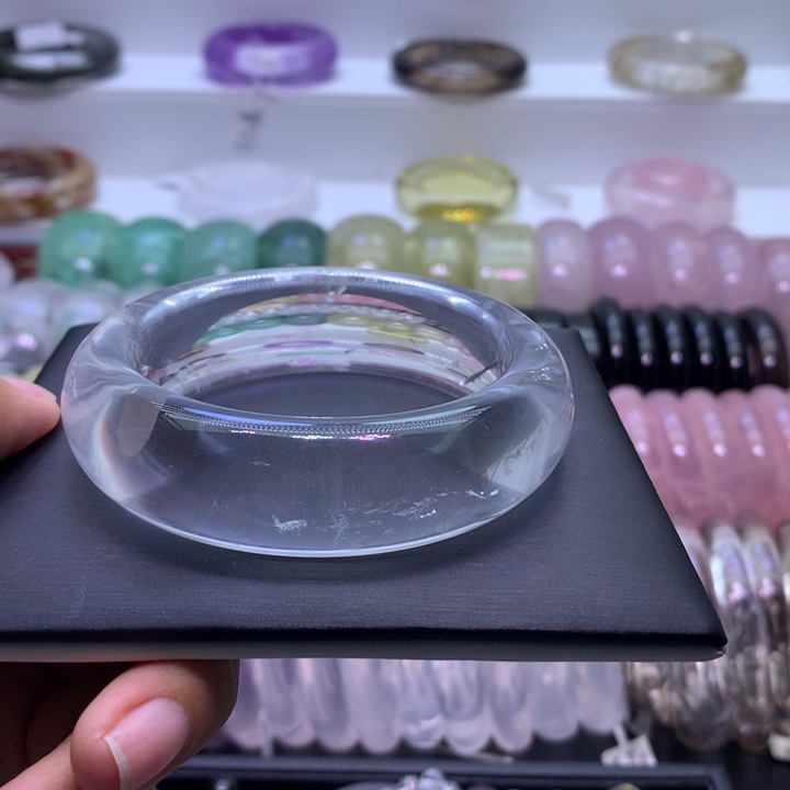 【闪购商品】水晶手镯未镶嵌57.3圈口