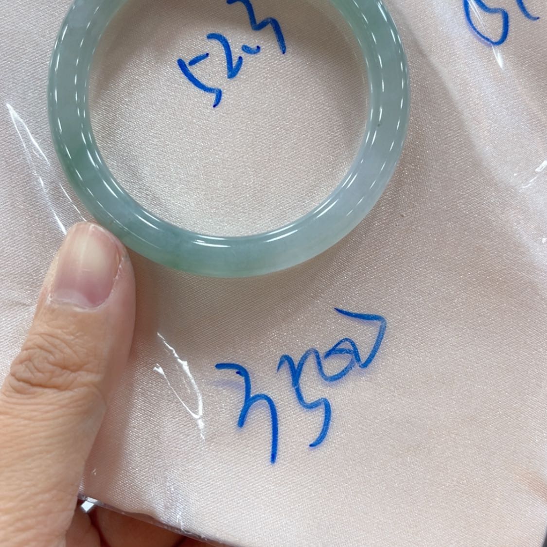 【闪购商品】翡翠手镯未镶嵌