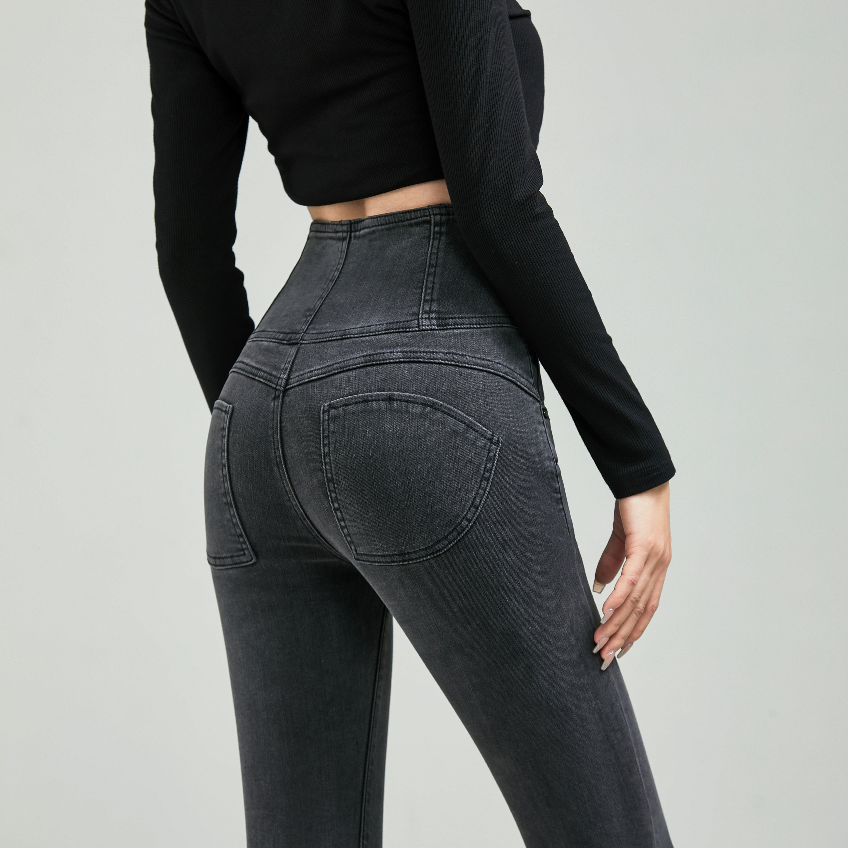 奶牛的梦千金风超高腰蜜桃臀铅笔裤弹力小脚裤秋季九分收腰牛仔裤