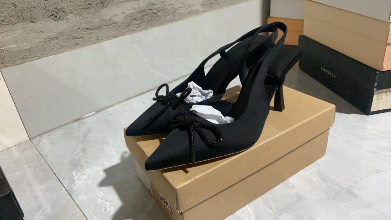 0251时尚高端女浅口高跟鞋女鞋黑色