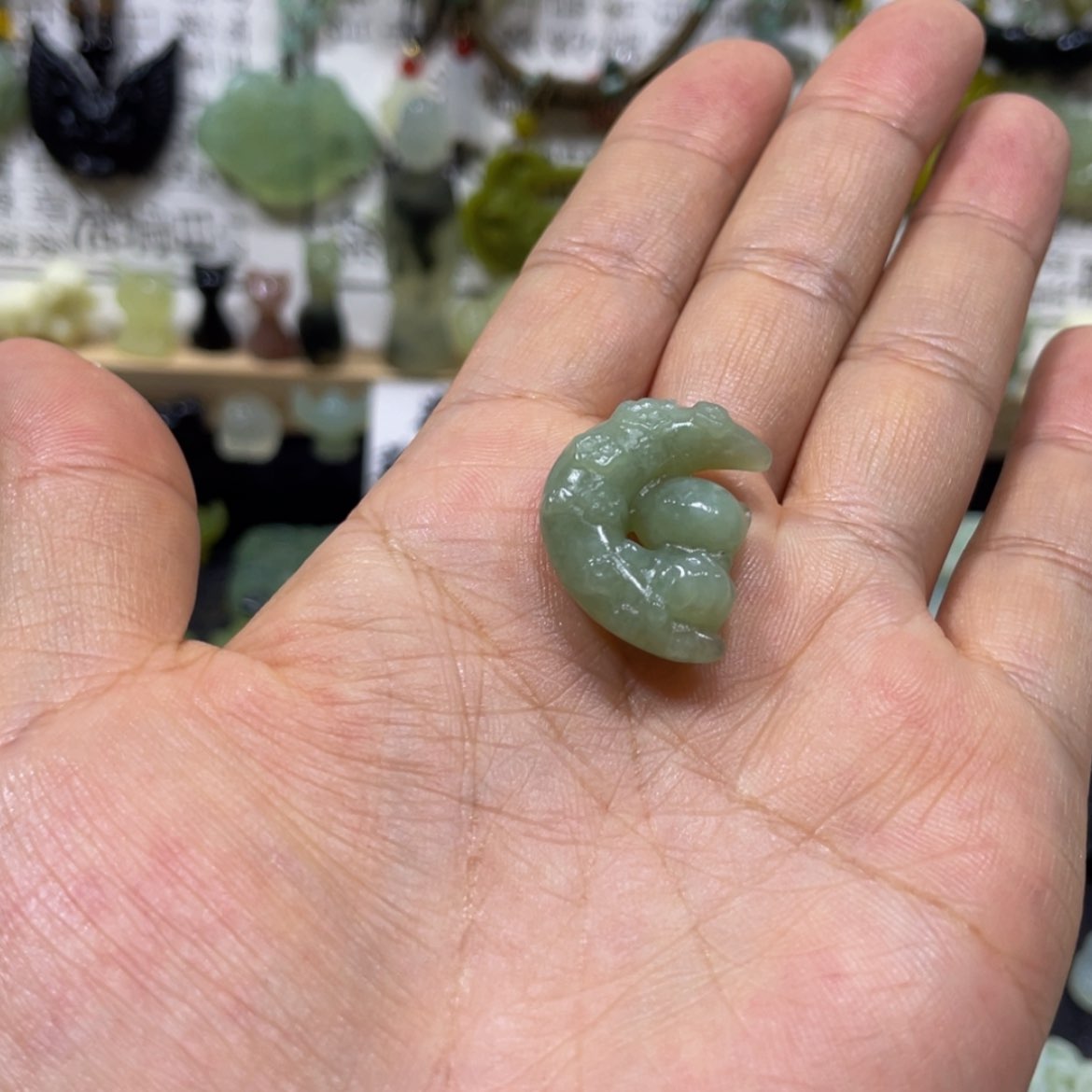 【闪购商品】蛇纹石玉颈饰未镶嵌24