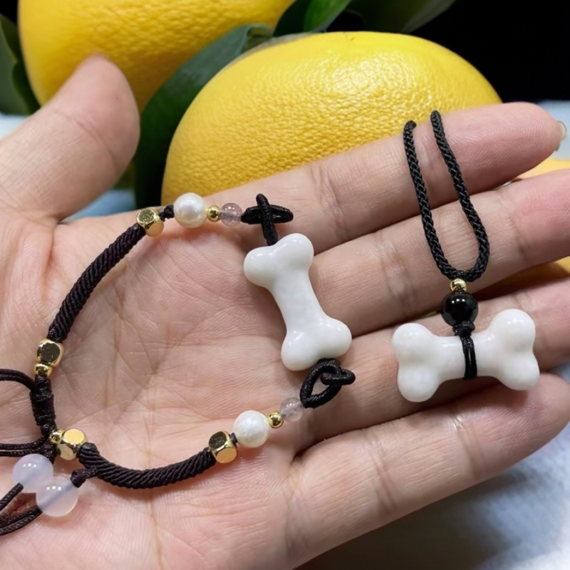 天然玉石小骨头手串吊坠一对时尚