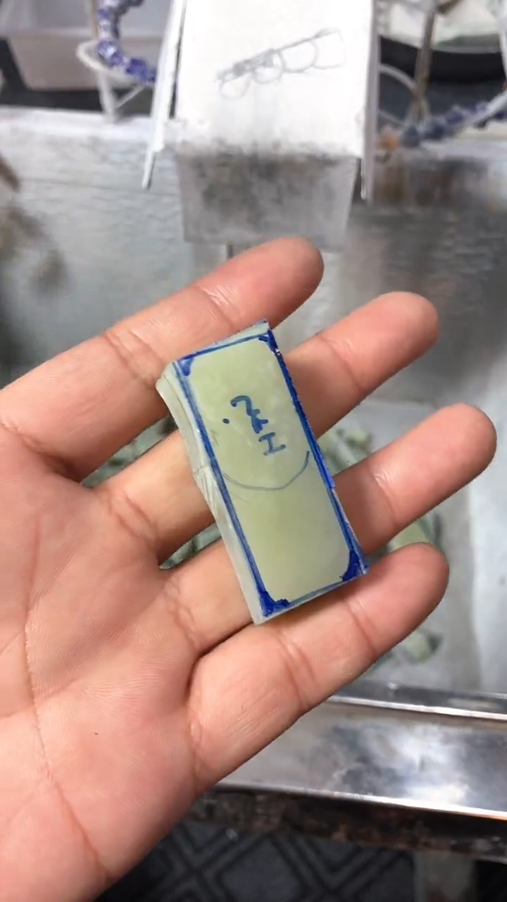 【闪购商品】和田玉挂件未镶嵌和田玉原石