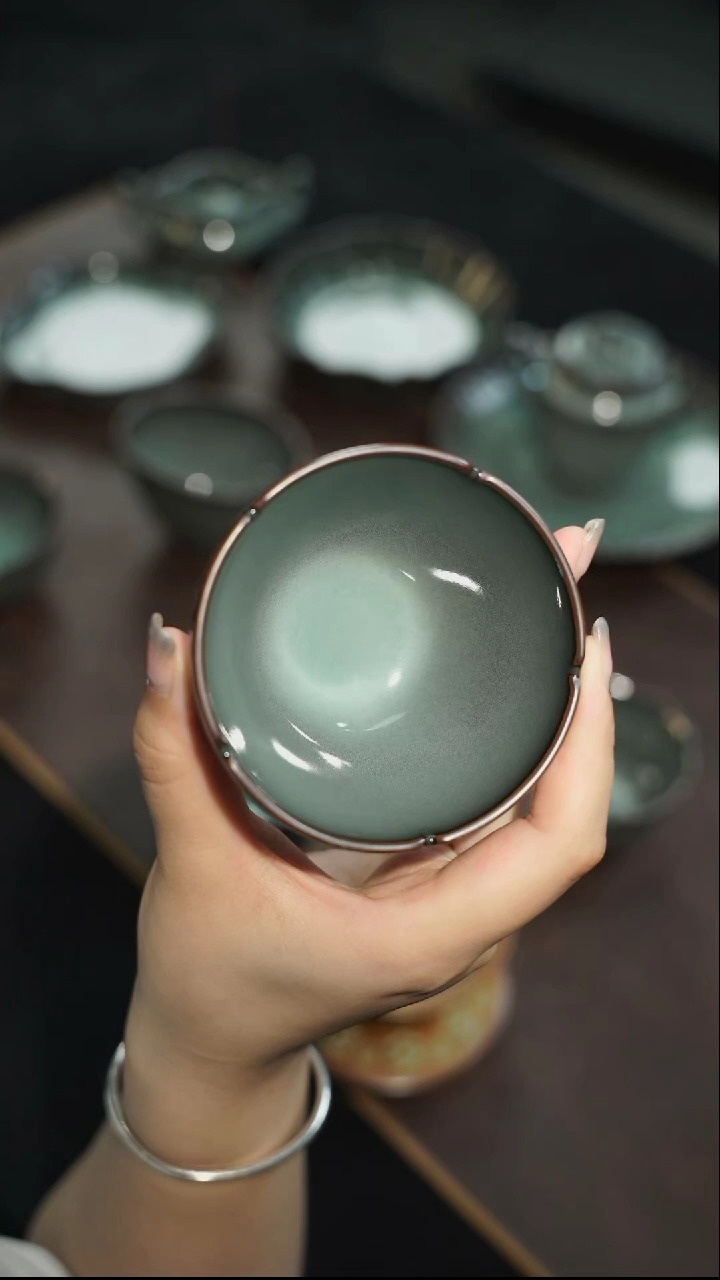 【闪购商品】杯郑原斌 黑美人 葵口杯