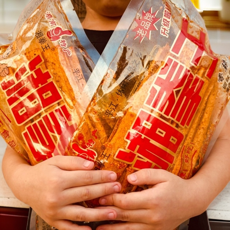 【湘拳王辣片卷】大辣片印度飞饼辣条湖南特产馋嘴小零食休闲小吃