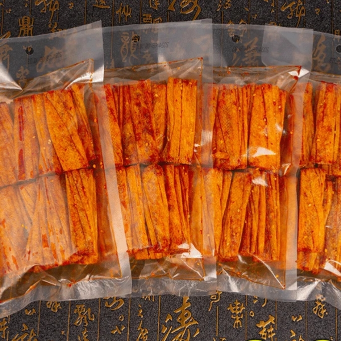 【6大包】平江手撕豆皮辣卷老式大辣片童年零食麻辣解馋网红辣条