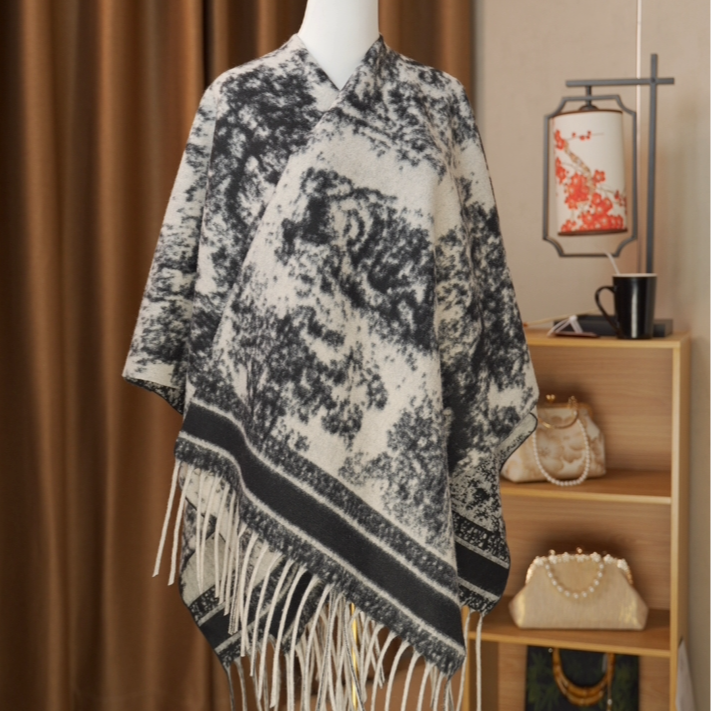 洛华 百搭秋冬气质优雅披肩