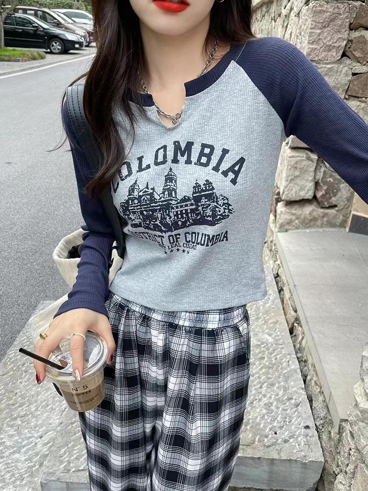 【孤】长袖t恤女春秋季新款内搭打底衫设计感小众美式复古短款上衣