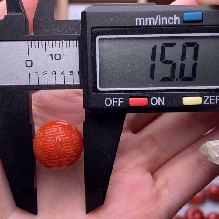 南红玛瑙配饰未镶嵌小微瑕不明显