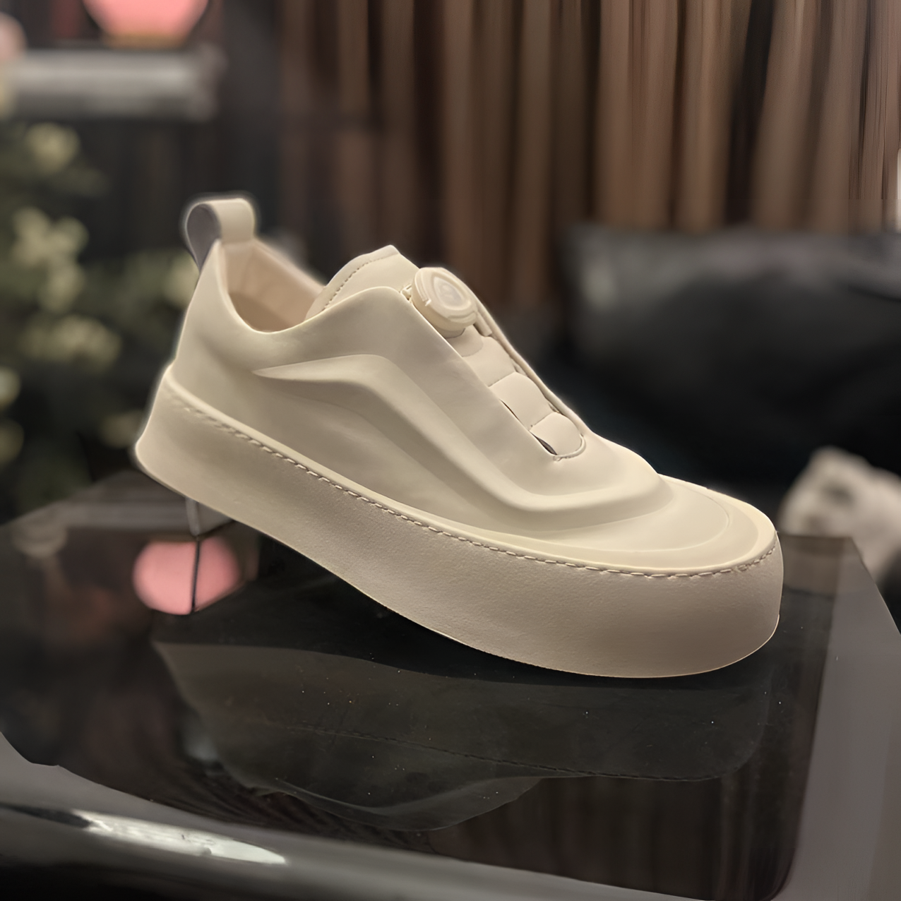 春季新款男皮鞋软底软面休闲英伦百搭男鞋增高男士高跟厚底小白鞋