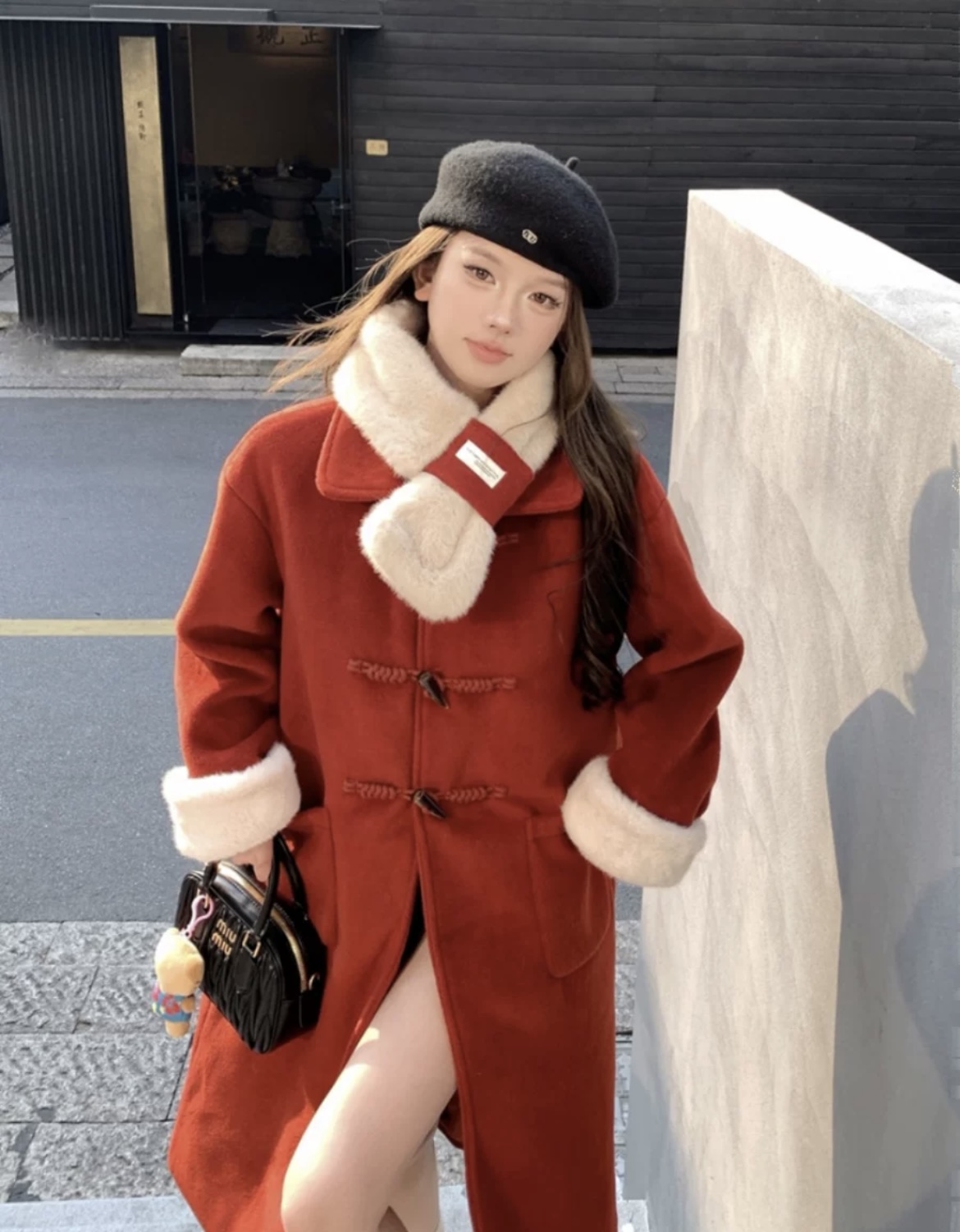 毛毛领围脖款牛角扣中长款毛呢外套女2023冬季宽松韩系长款大衣