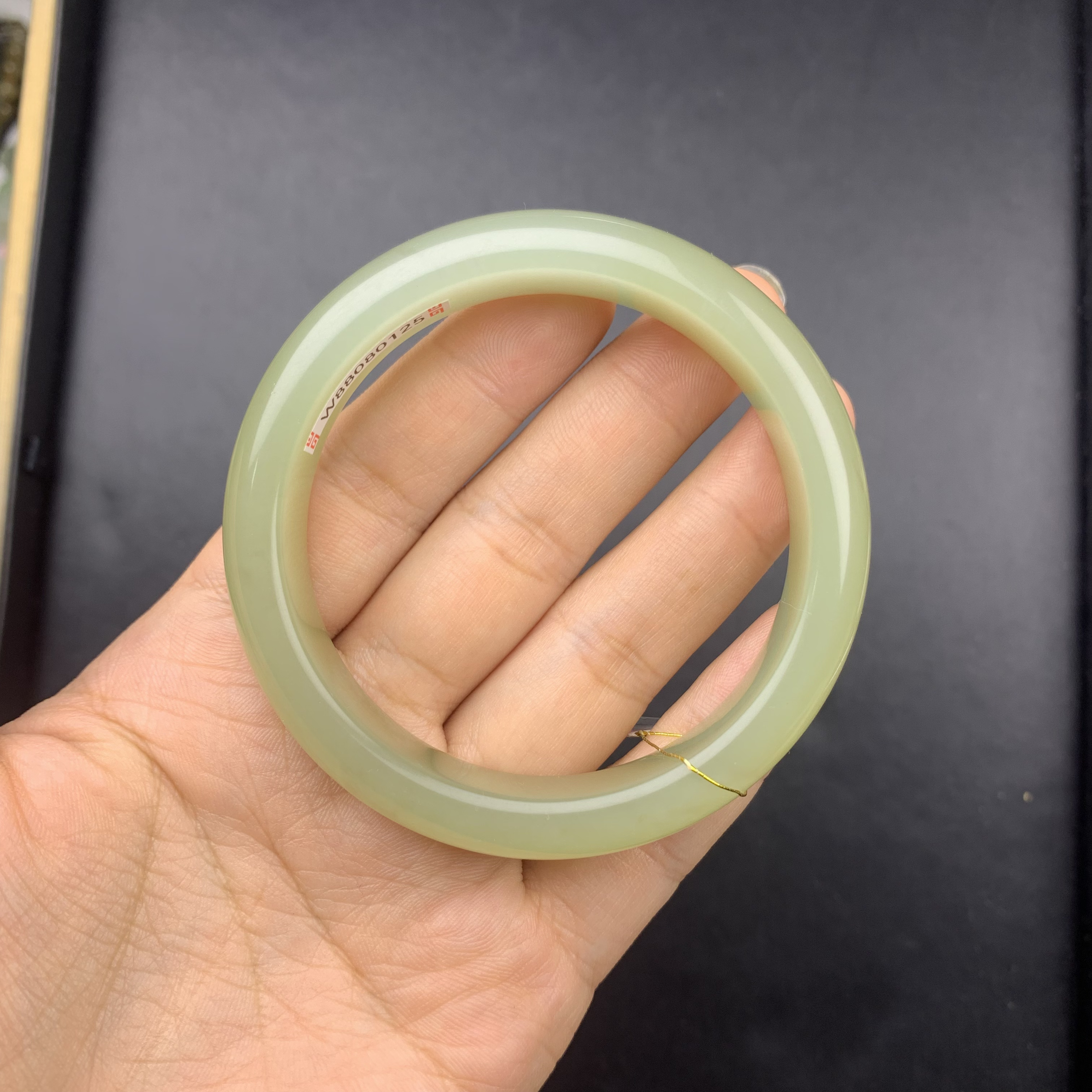 【物喜】和田玉59圈口宽版正装冰绿晴水手镯葡萄肉精品手镯时尚百搭