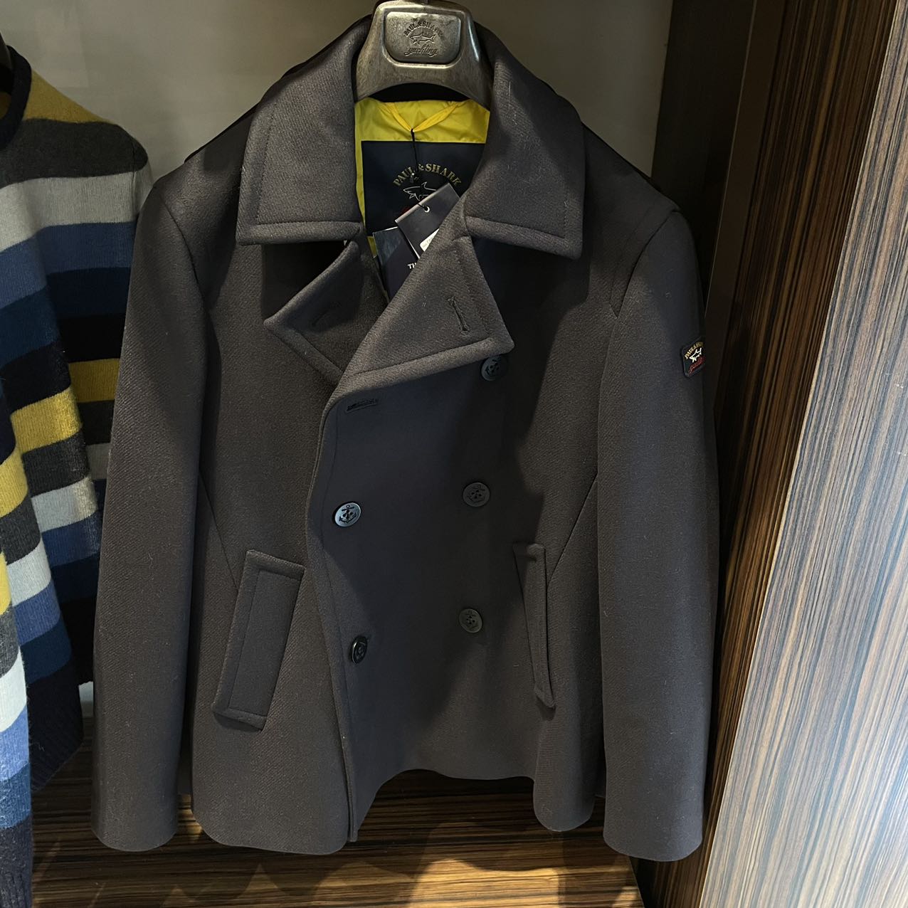 保鲨 不退换 双排扣羊毛山羊绒混纺大衣 下单联系客服