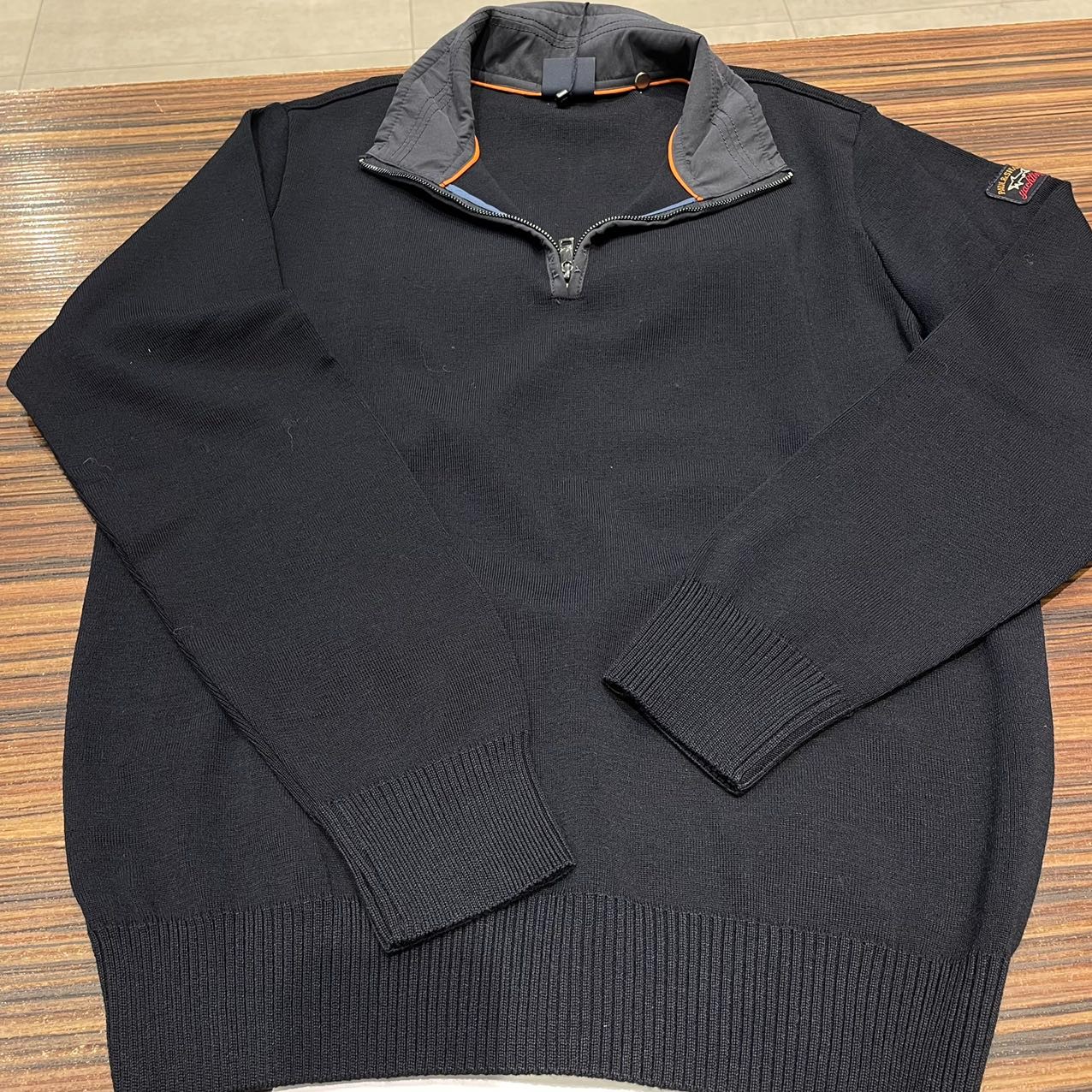 保鲨 不退换 拼接领羊毛混纺毛衣　下单联系客服