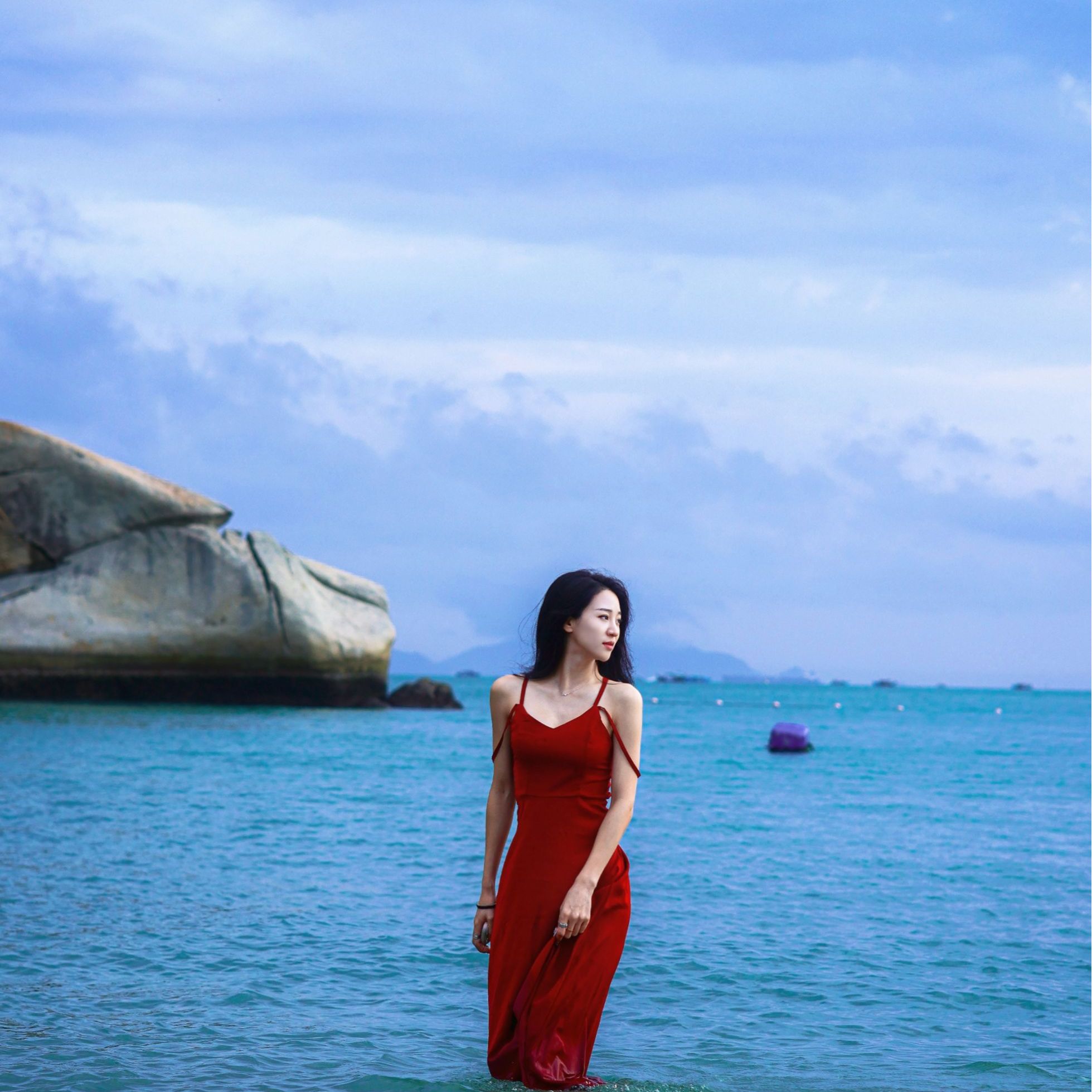 夏季休闲麻料连衣裙时尚