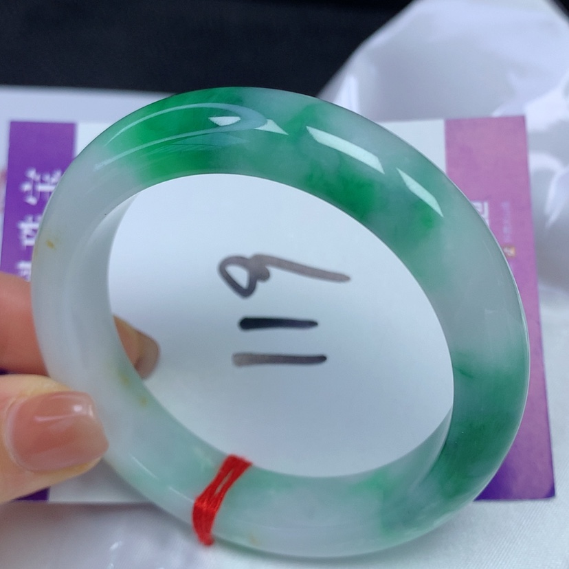 【闪购商品】翡翠手镯未镶嵌点****字53