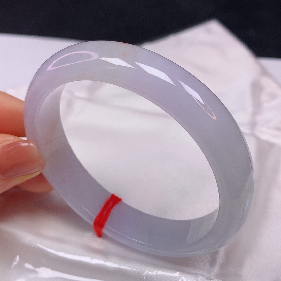 【闪购商品】翡翠手镯未镶嵌和*子54+贵妃手镯