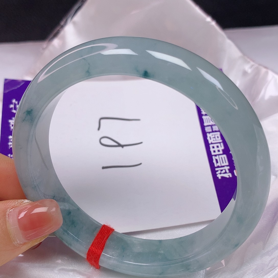 【闪购商品】翡翠手镯未镶嵌么**?58翡翠手镯