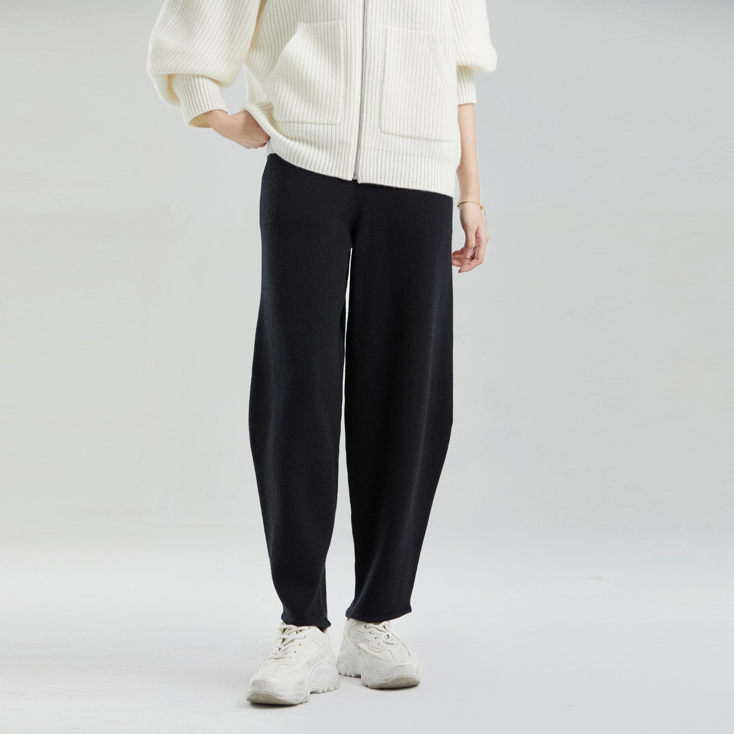 东黎 小山羊绒 中性风秋冬针织羊绒裤微弹宽松保暖球形裤2097