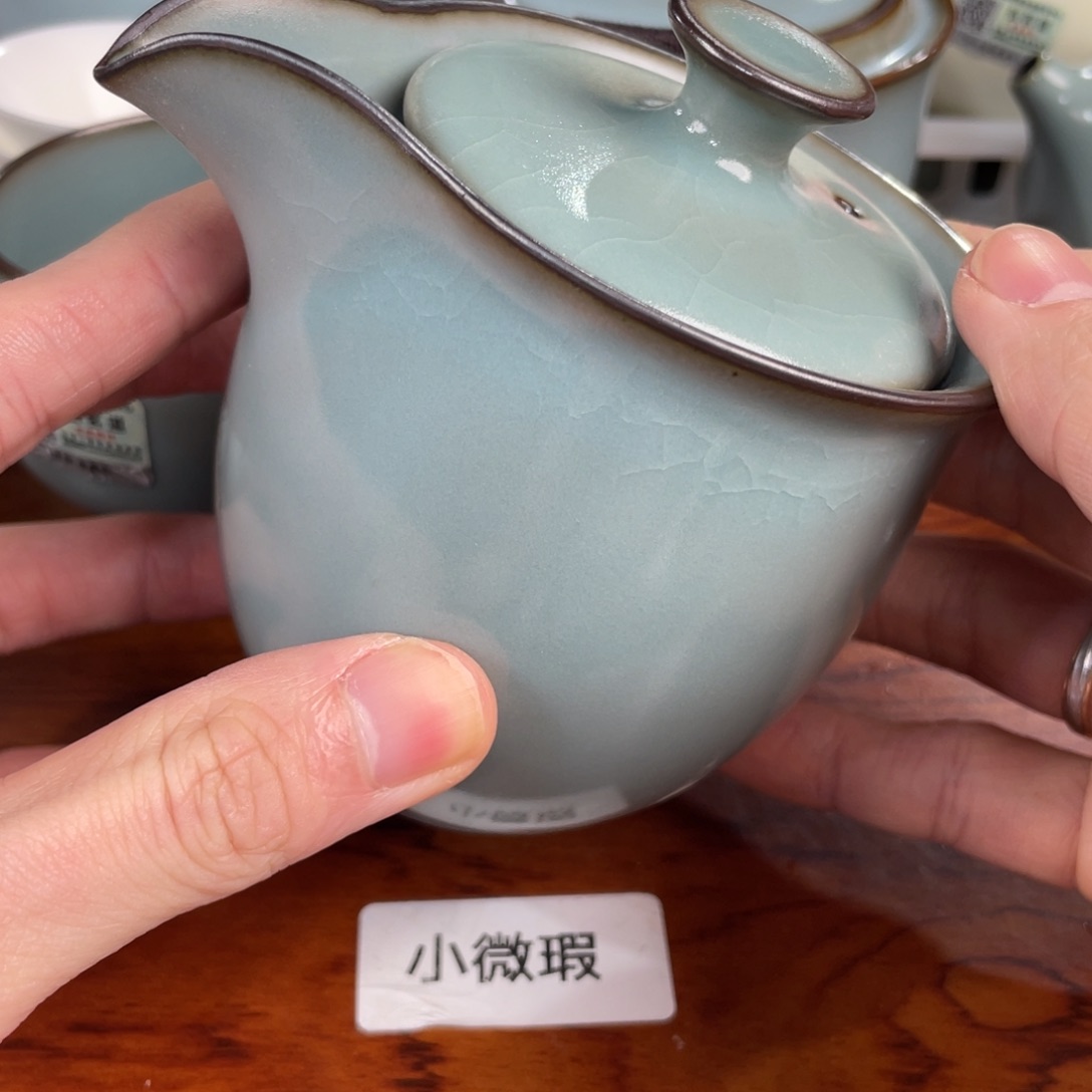 瓷片。。。。。。。。。。。。。。。。。。。。。。。