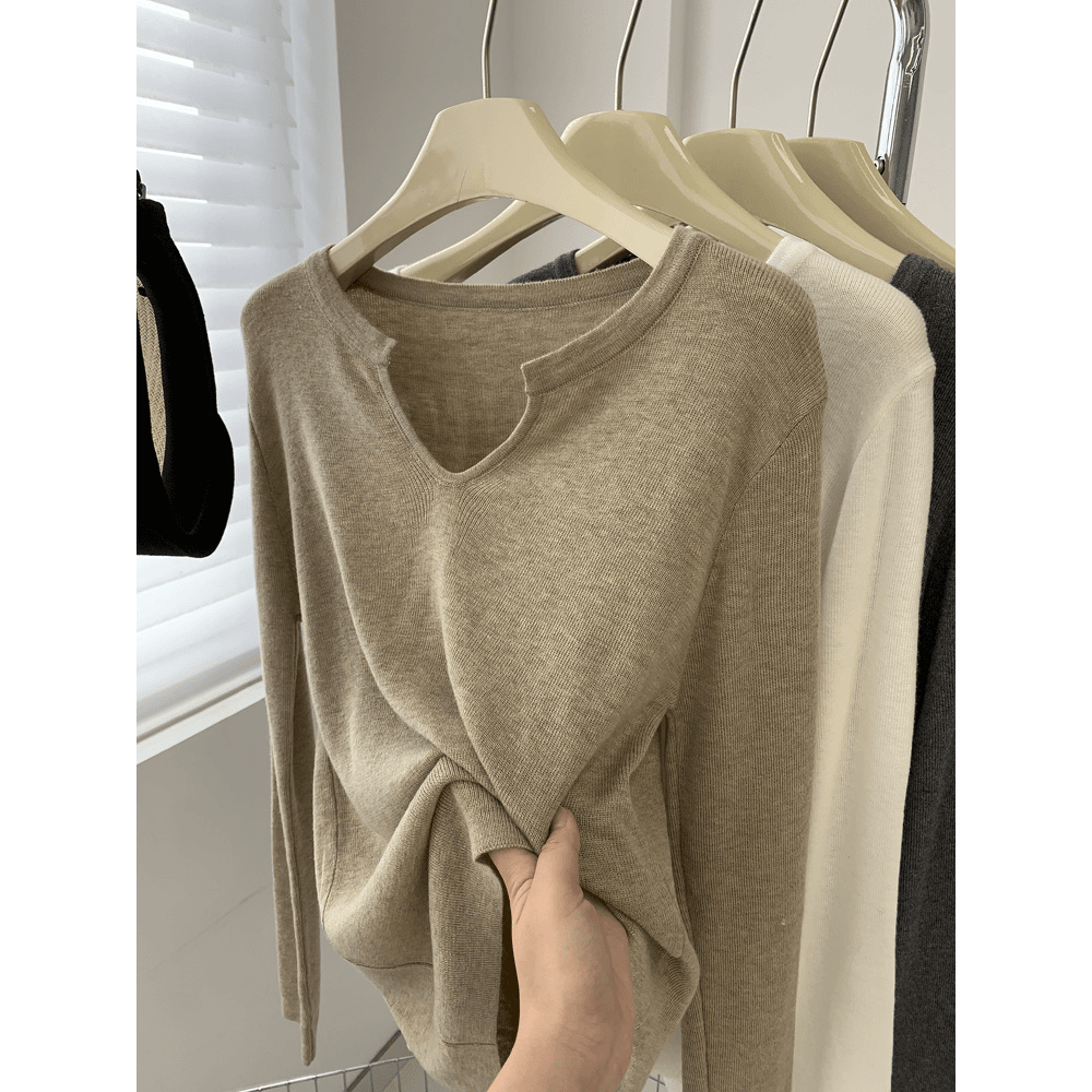 胖妹妹大码V领磨毛加厚长袖t恤女秋冬2024新款宽松240斤显瘦上衣