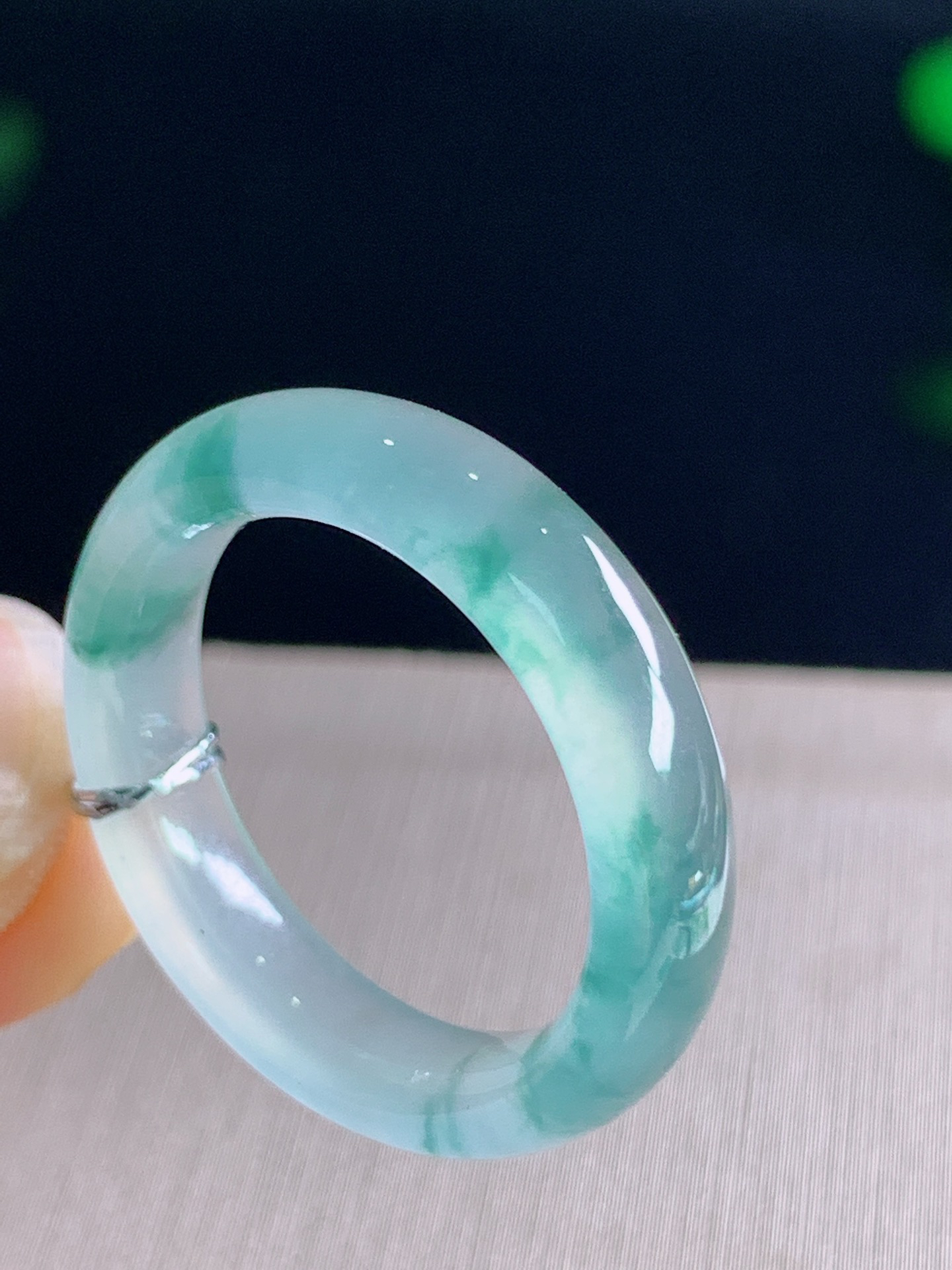 天然翡翠A货冰种飘花素面戒指指环戒圈男女款尺寸18.2-5.4mm