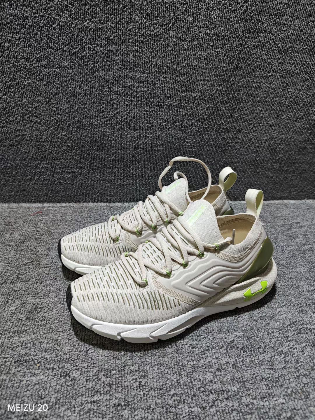 二手40码 安德玛/ Under Armour Hovr Phantom 2 INKNT 训练跑鞋