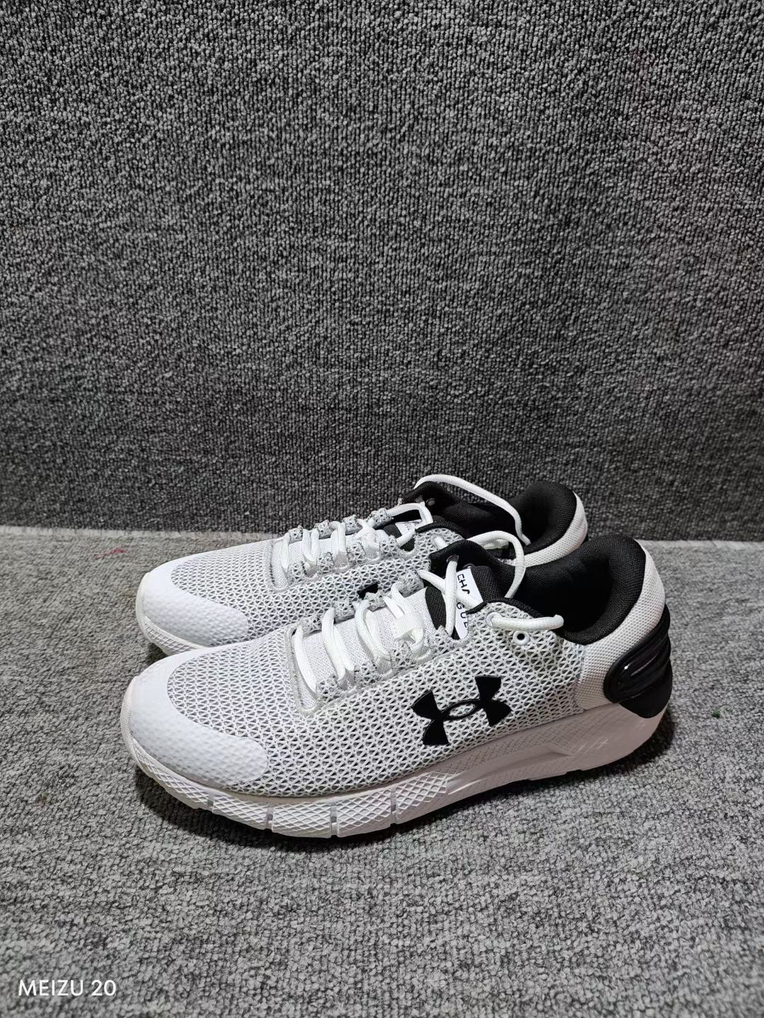 二手 44码 安德玛/Under Armour Charged Rogue 2.5跑鞋