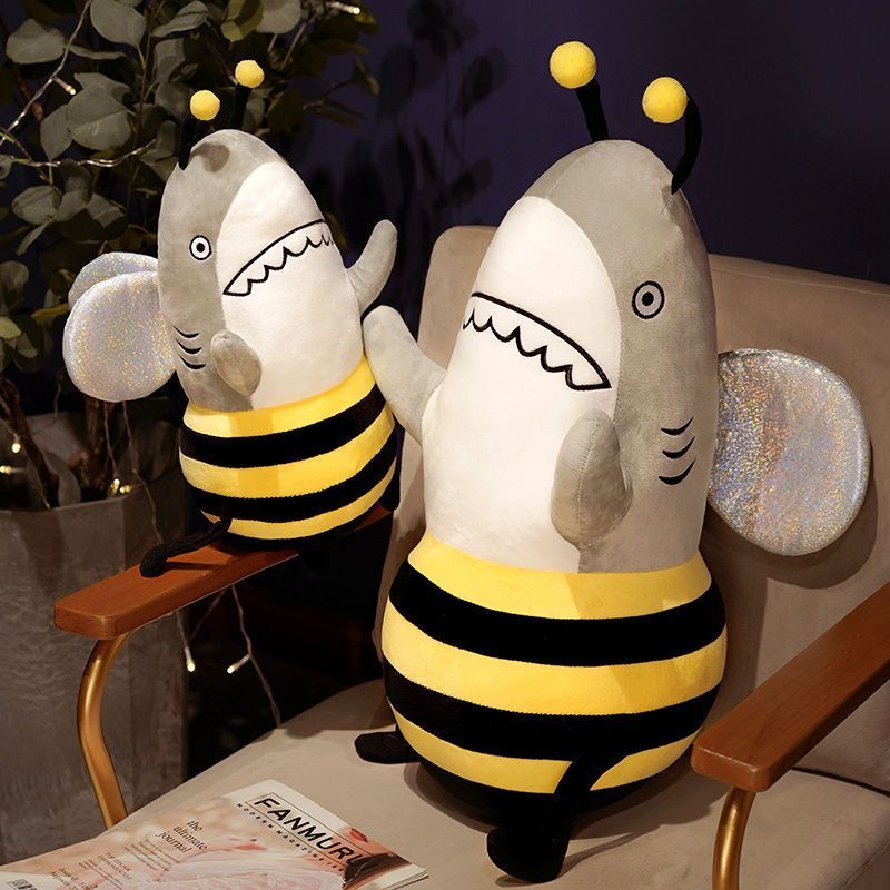 恶搞鲨鱼和蜜蜂公仔创意shark鲨bee玩偶毛绒玩具抱枕男女生日礼物