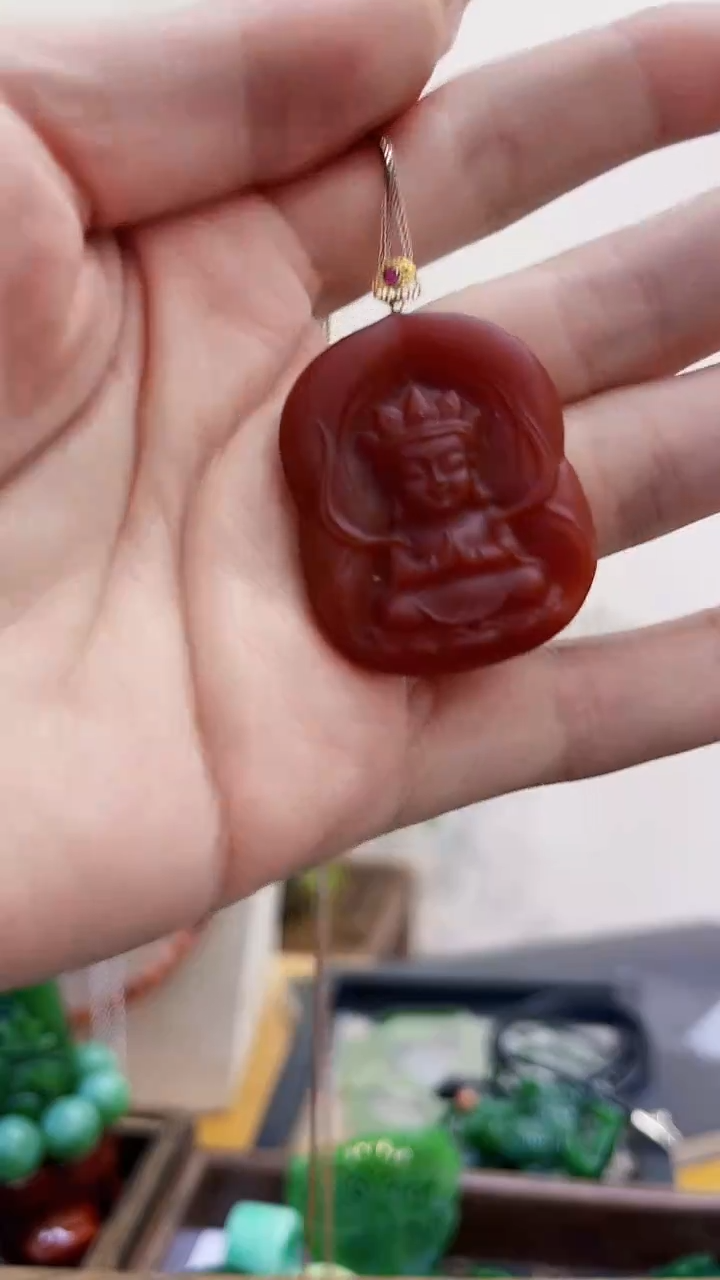 【闪购商品】南红玛瑙颈饰18K金镶嵌0921