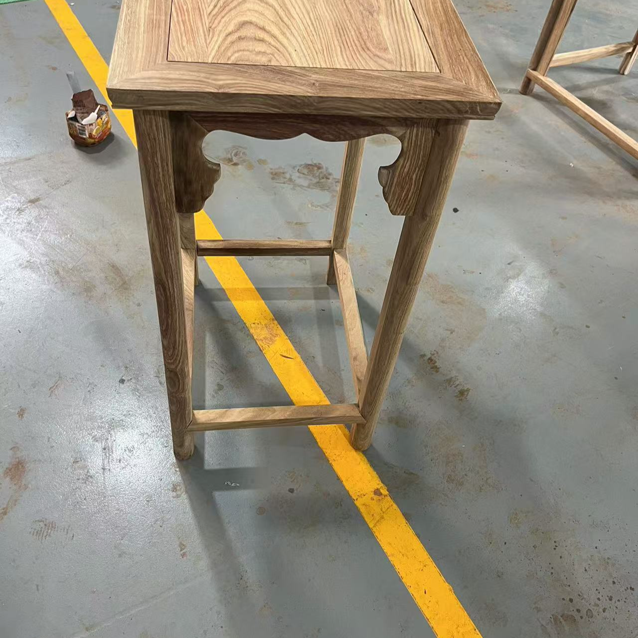 刺猬紫檀茶水几（花几）